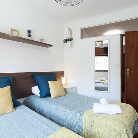 2 Comfy Bright Flats With Netflix Apartment