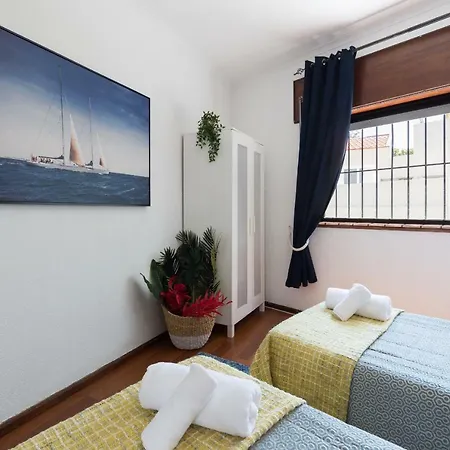 2 Comfy Bright Flats With Netflix Apartment